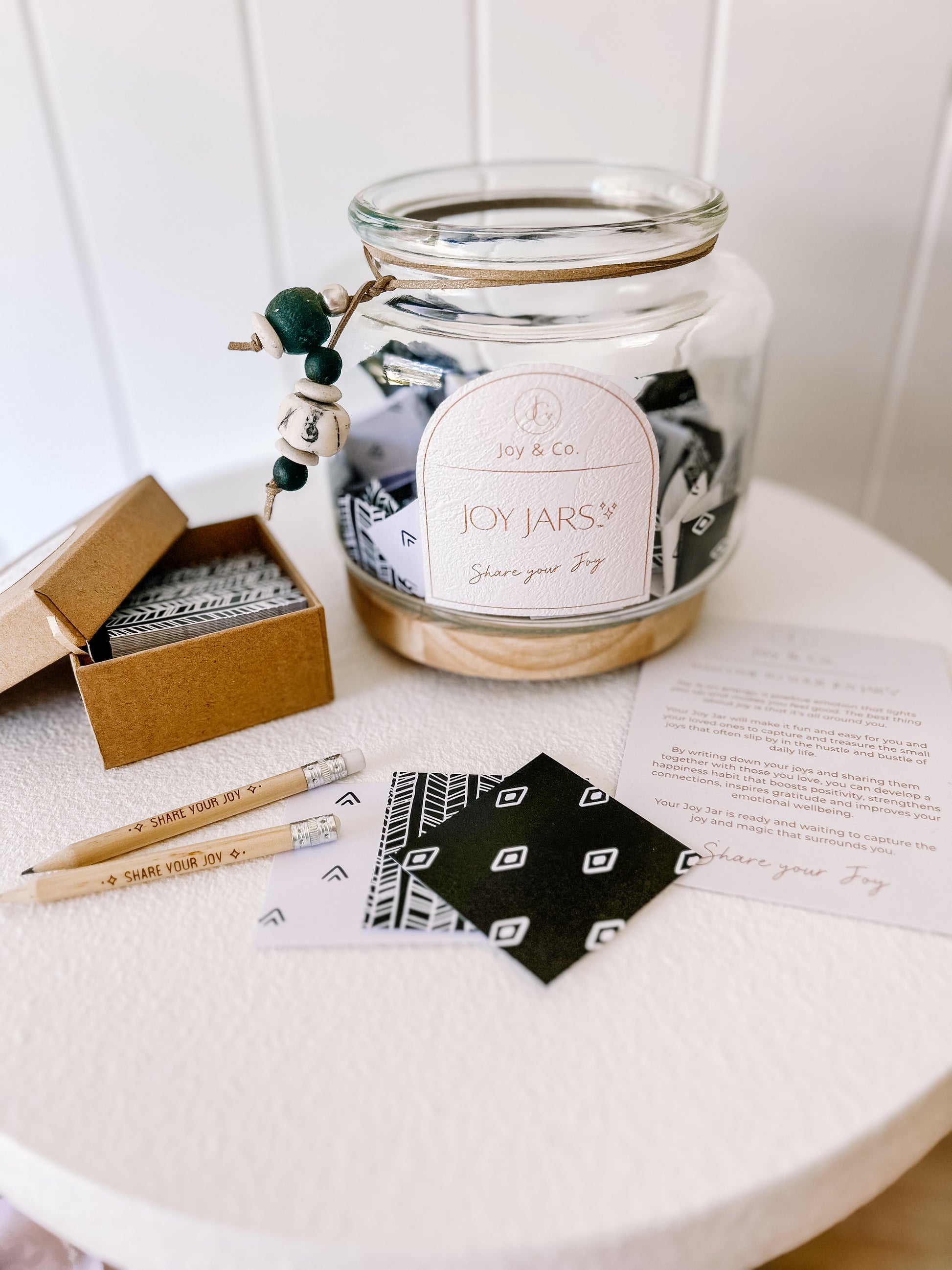 monochrome-black-white-joy-jar-with-joy-note-paper